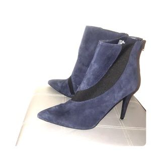 Navy blue Nine West suede boot